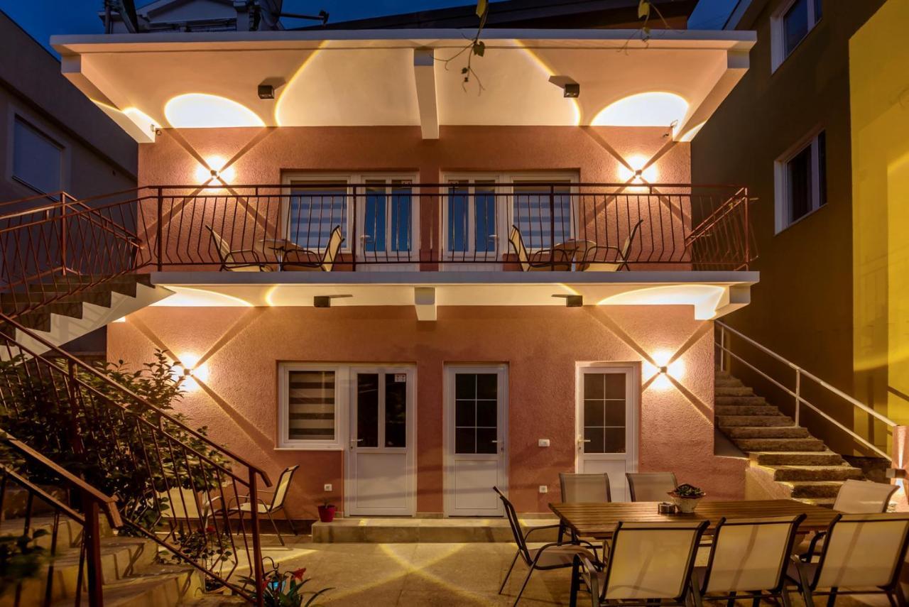 Apartments Vujicic Tivat Ngoại thất bức ảnh